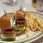 シェイク ツリー ダイナー - 