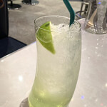 シェイク ツリー ダイナー - 