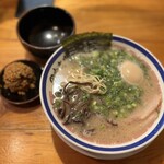 田中商店 - らーめん（￥720）味付玉子（￥120）赤オニ（￥120）替玉（替玉券使用で無料）