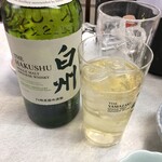 ゆたか食堂 - 食堂呑みで白州（笑）宣言解除後、ママさんの呟きで見かけたのでお願いしたら仕入れてくれた。安っ！