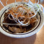 久兵衛屋 - 
      牛すじ煮こみ