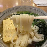 きしめん よしだ - この麺、もちもちツルツルで、大好きです。