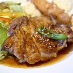 happy - チキンステーキ850円+海老フライ150円