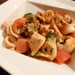 アシヤ・ゴメンヤ - 