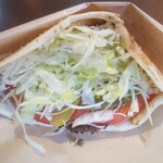 Toruko Kafe Ando Resutoran Ra-Re - ハンバーガー風に、軽く潰して食べるといいかも笑