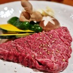 フジヤマ食堂 - 赤身のおいしいところ