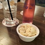 飲み屋 えるえふる - バイスとポテサラ