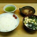 Imoya - ご飯、味噌汁、天つゆ、お茶