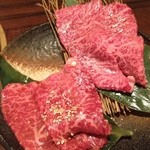 SATOブリアン - 手前がシンシン　奥がイチボ