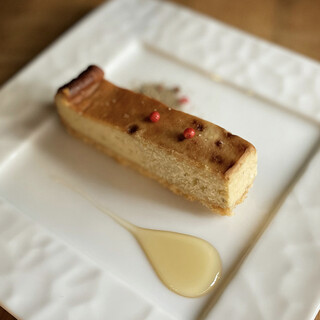 ◆ゴルゴンゾーラのチーズケーキ