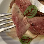 VANNO - 鴨のロースト ポルチーニ茸のカプチーノ風ソース ティミズペッパー風味