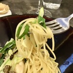 VANNO - スパゲッティ牡蠣と九条葱のアーリオ・オーリオ