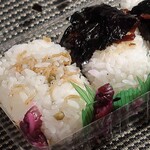 桶家乃隠居 - 持ち帰りのおにぎり