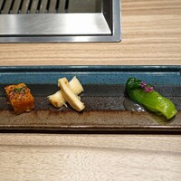 焼肉うしごろ 新宿三丁目店 - ナムル3種盛り合わせ