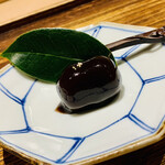 日本橋 蕎ノ字 - ☆黒大奴（くろやっこ）。
      ◎静岡島田市の江戸時代から続く清水屋の銘菓。