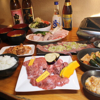Yakiniku (Grilled meat) course with all-you-can-drink starts from 4000 yen ☆ Best value for money!