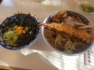 竹老園 - 無量寿そば＆海老天かしわ（税込920円+1,250円）