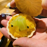 銀座 しのはら - ・フォアグラとマンゴー、パッションフルーツの最中