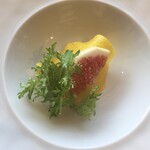 ピエール・ガニェール - タスマニアマスタードを効かせた泳ぐホタテ貝/サフランの香る長芋/イチジク