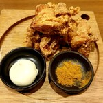 旨唐揚與居酒屋餐 Mirai Zaka JR和歌山站前店 - デカ唐揚げ