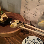 炭火焼鳥コクレ - 黒いのはトリフかな？