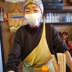 やまや食堂 - 許可を得て1枚、マスクの下は笑顔です。
