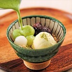 ミルク抹茶の白玉ぜんざい