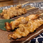 Shubou Izakaya Funaya - 鶏の精肉 121円×2,鶏かわ 121円×2