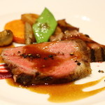 オーグードゥジュール メルヴェイユ 博多 - ＜主菜１皿＞糸島雷山ポークのロースト　わらの瞬間燻製