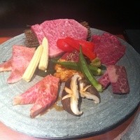 BAKURO - おまかせ盛り。