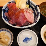 ○魚 - ランチ 海鮮丼 1200円