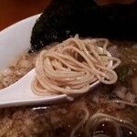 えなみ - 特製コッテリ中華そば(1000円)　麺アップ