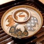 蓬左茶寮 - 幸せを運ぶ蝙蝠