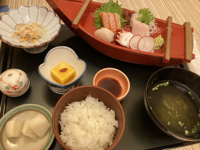 やまぼうし - 摂待（日本料理）の写真