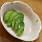 浜貞 - 焼きおにぎり（２２０円）の漬物２０２１年１０月