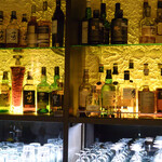 バー マニフィック - バックバーの一部