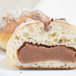 カミバン - 【2021.10】ミルクマロンのぱん(税込350円)