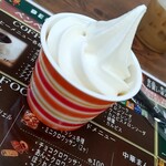 BEN BEN CAFE - ソフトクリーム（カップ）　100円