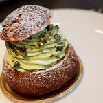 トシ・ヨロイヅカ 東京 - シューピスターシュ