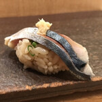 にぎりの一歩 - 〆鯖