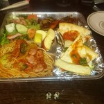 パスタ カフェ ダイニングバー ボルティーチェ - 