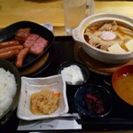 大衆料理ふくろう - ランチ【厚切りベーコンとソーセージ、肉豆腐】