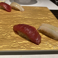 鮨 やまけん 銀座店 - - おまかせ握り二貫