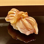 鮨 田可尾 - 赤貝（承認済み）