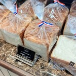 レタンプリュス - パン・ド・ミー  今回は購入しなかったけどとても美味しいです