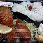 フライドキッチントリノ - 大粒カキフライ弁当(768円税込)