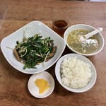 大鳳飯店 - ニラレバ炒めライス850円