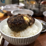 オカダ食品株式会社 - ハンバーグ オンザライス