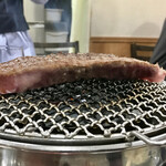 オカダ食品株式会社 - カイノミ ステーキカット 焼き焼き風景