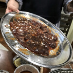 オカダ食品株式会社 - レバーには片栗粉ふりふり